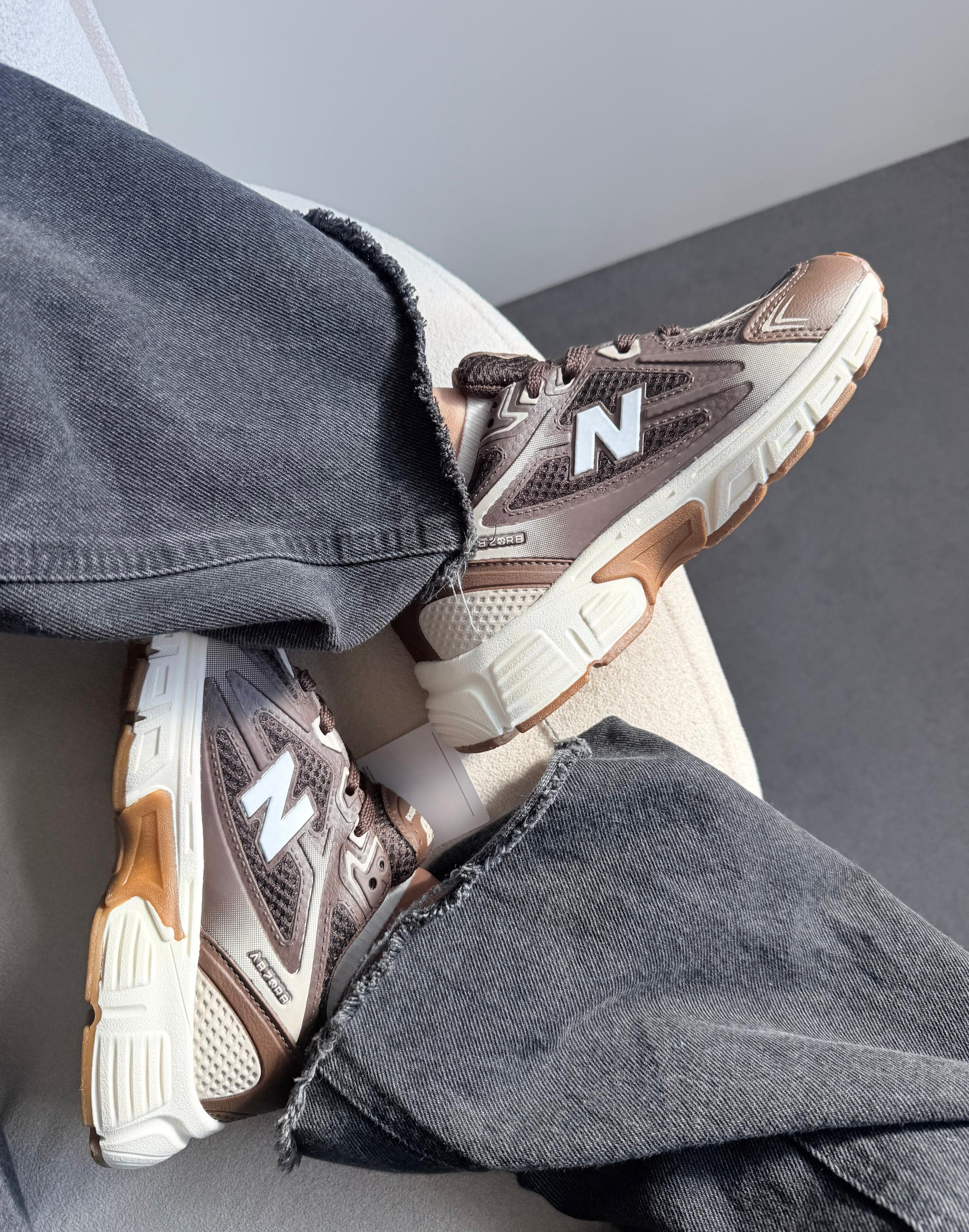 Tênis NB ABZORVE Chocolate - Premium